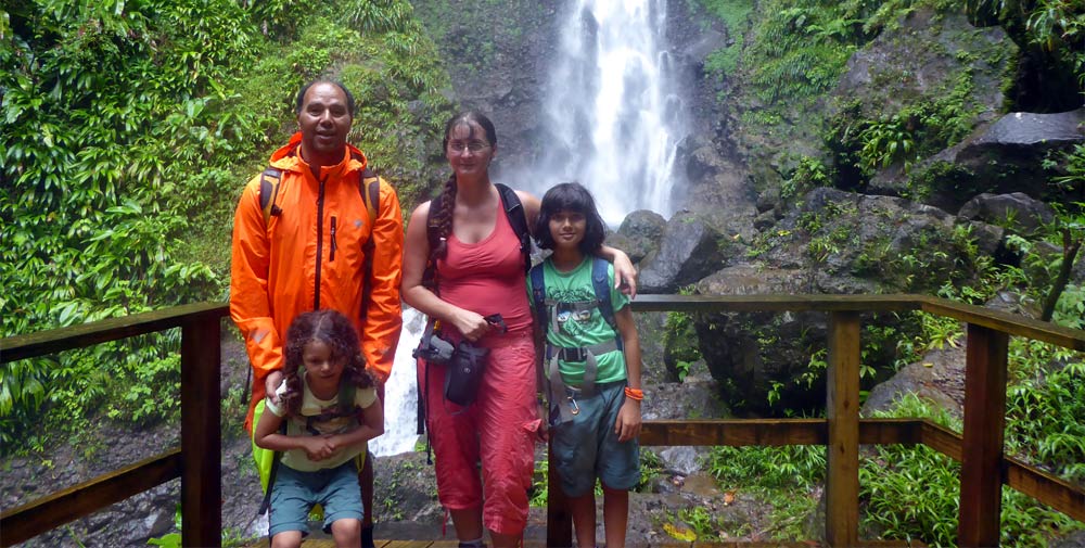 Warum sollte man nach Dominica reisen?