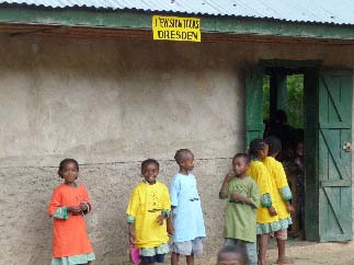 L'Evasion Tours Schulhilfsprojekt auf Madagaskar 2009