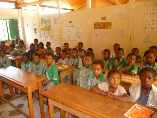L'Evasion Tours Schulhilfsprojekt auf Madagaskar 2009